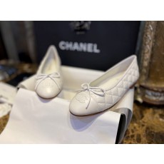 샤넬 CHANEL G26250 플랫 White