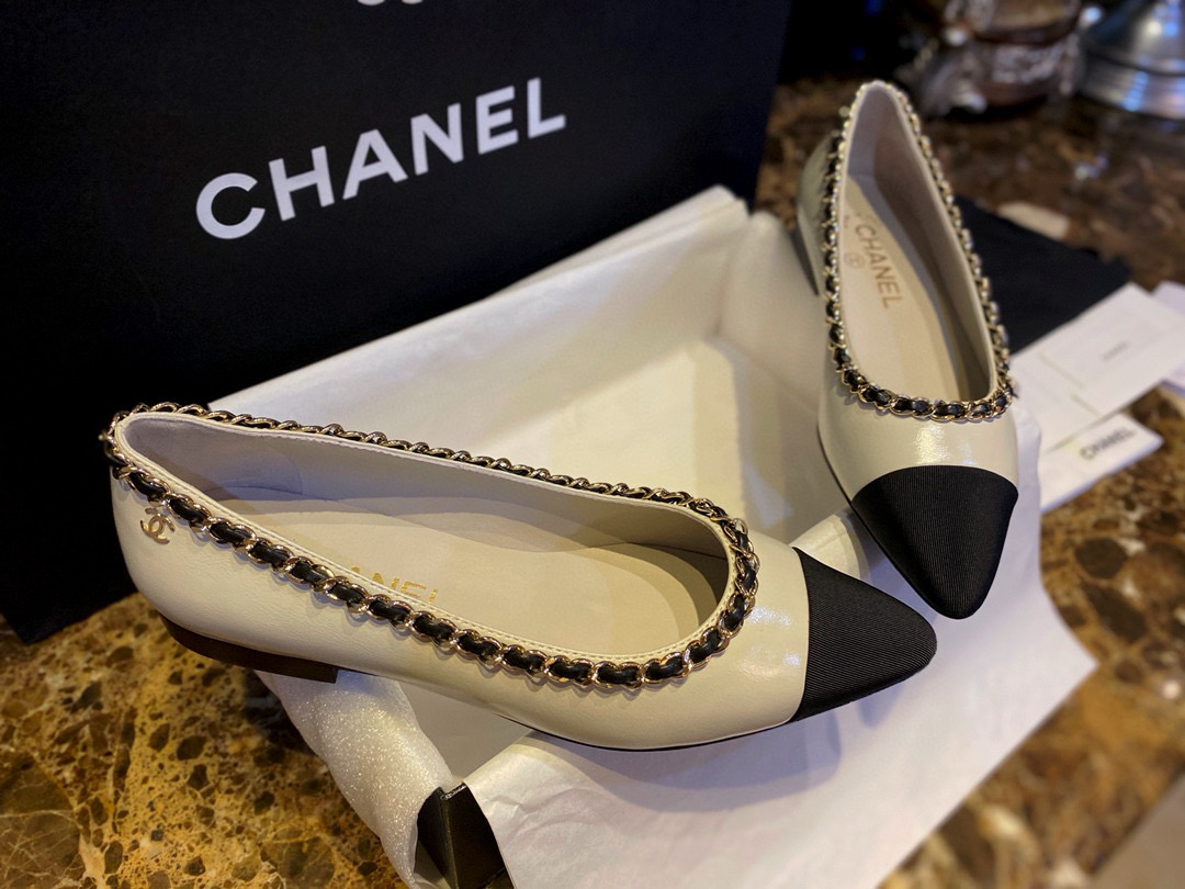 샤넬 CHANEL G35389 플랫 White