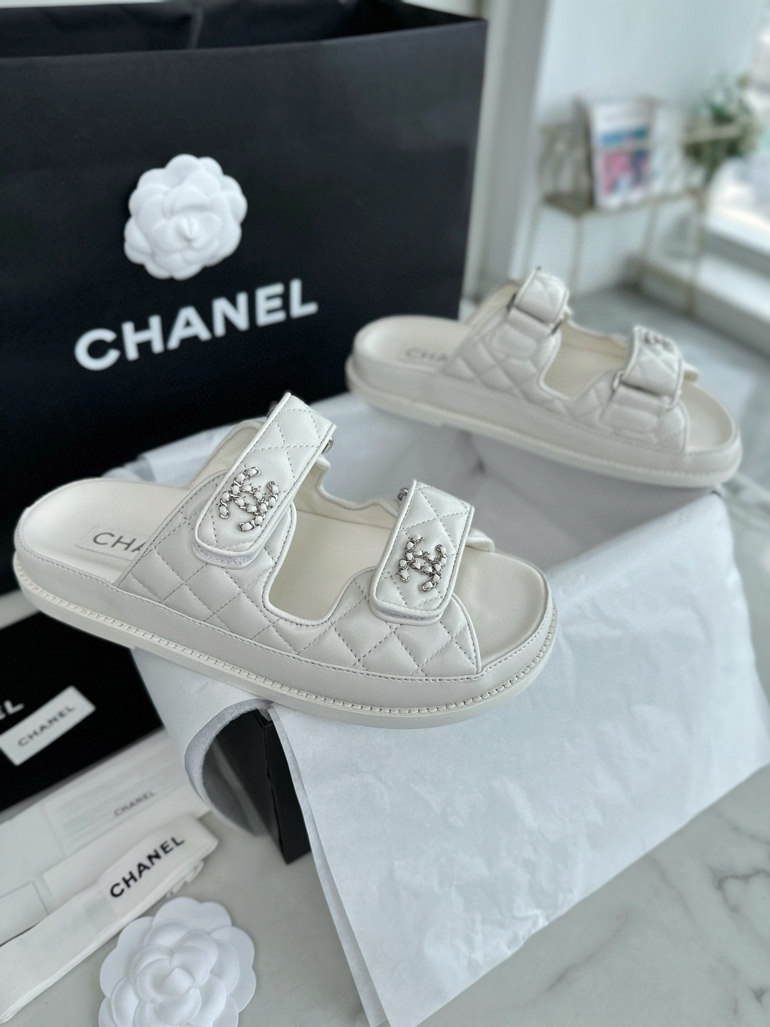 샤넬 CHANEL 24P G45507 Mules 뮬 White