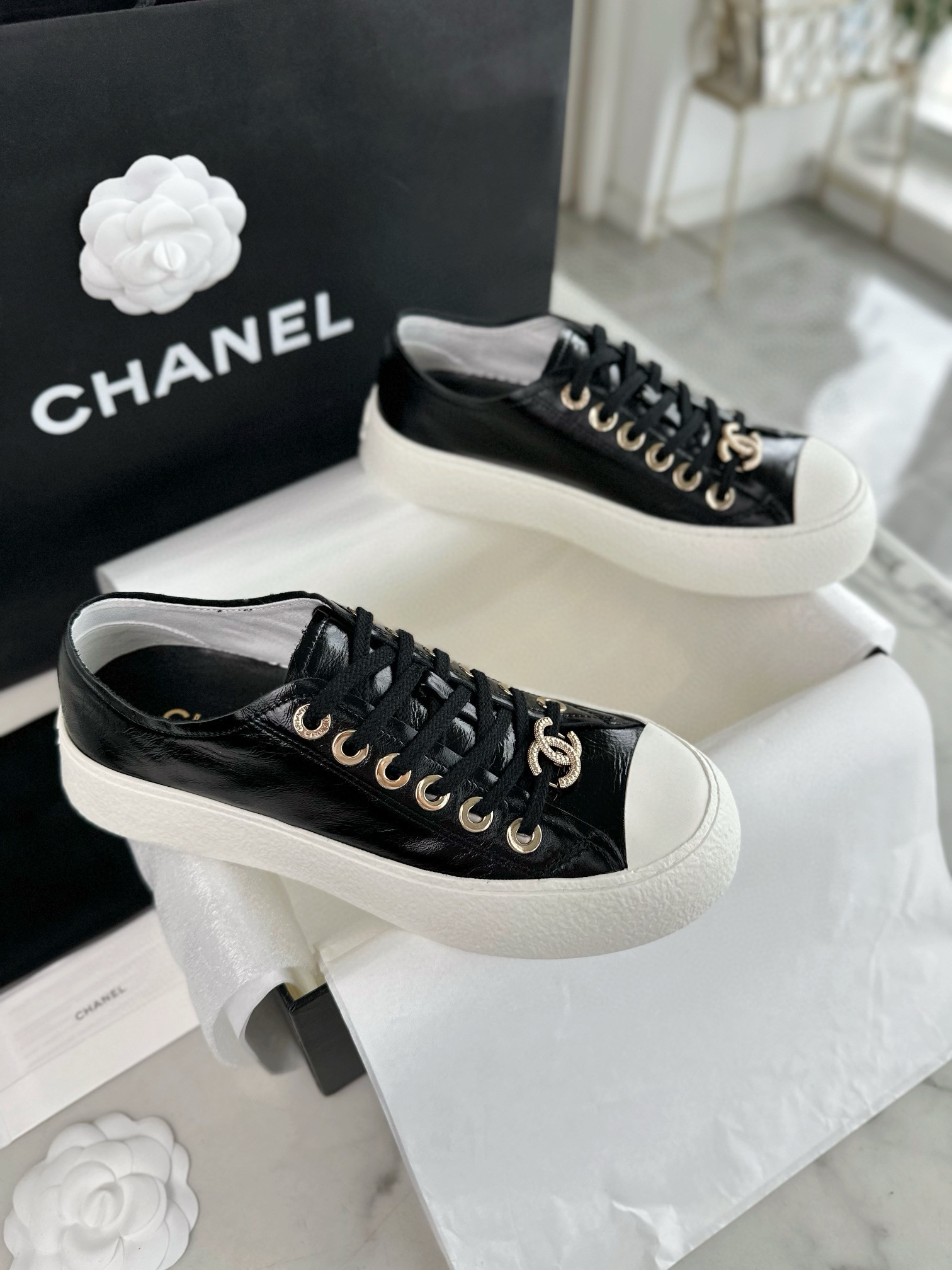 샤넬 CHANEL 24P 스니커즈 Black