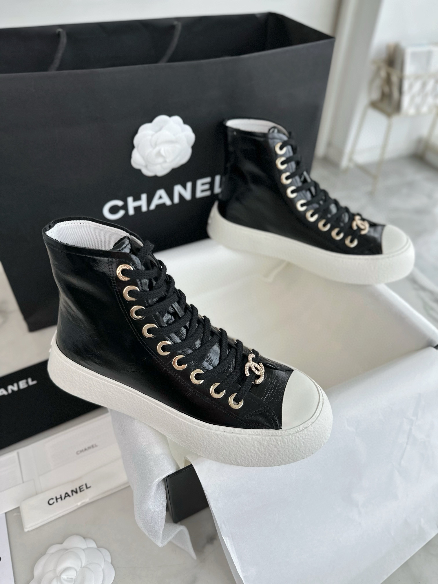샤넬 CHANEL 24P 스니커즈 Black
