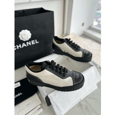 샤넬 CHANEL 24S 스니커즈