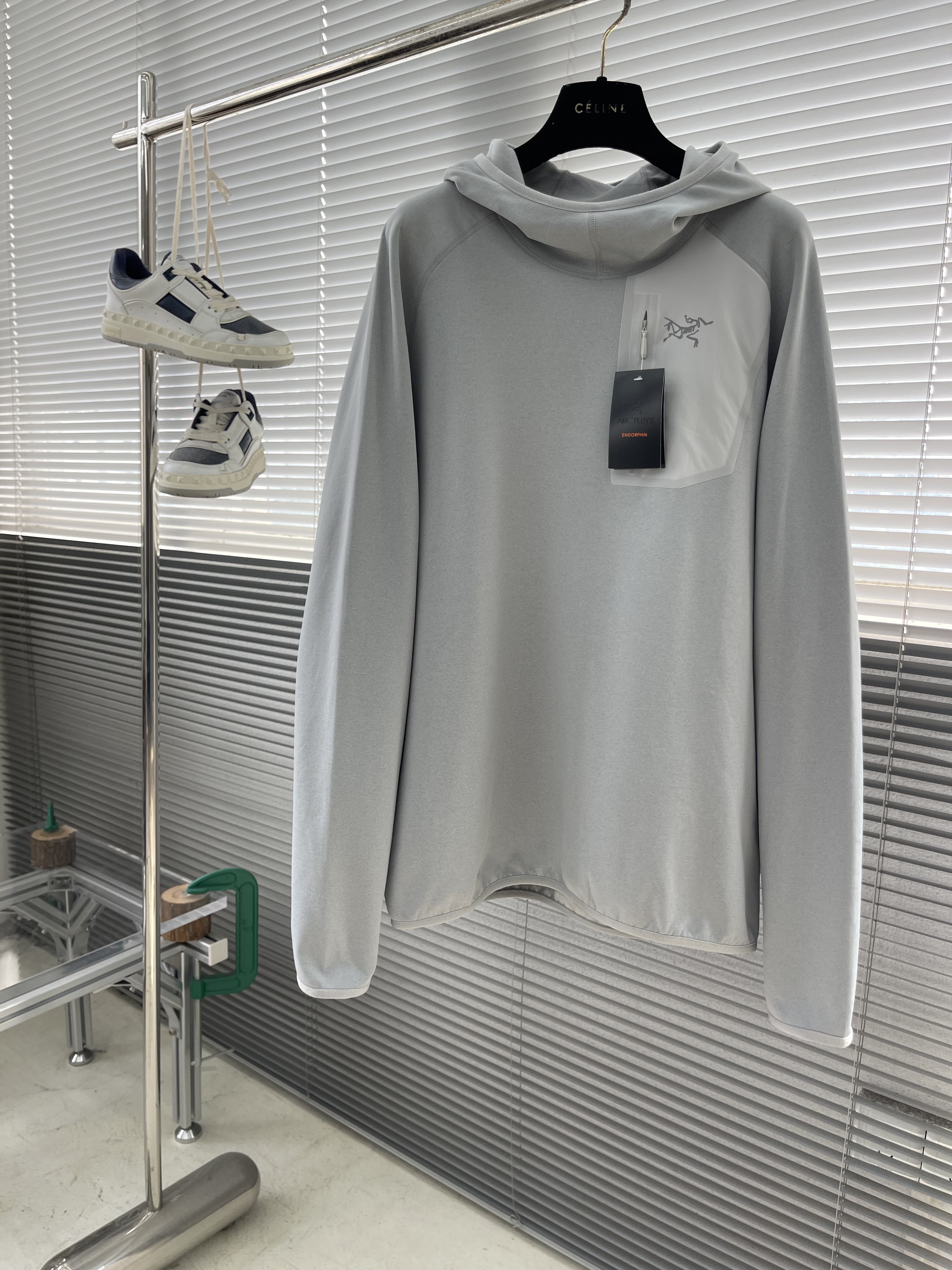 아크테릭스 ARC'TERYX 후드