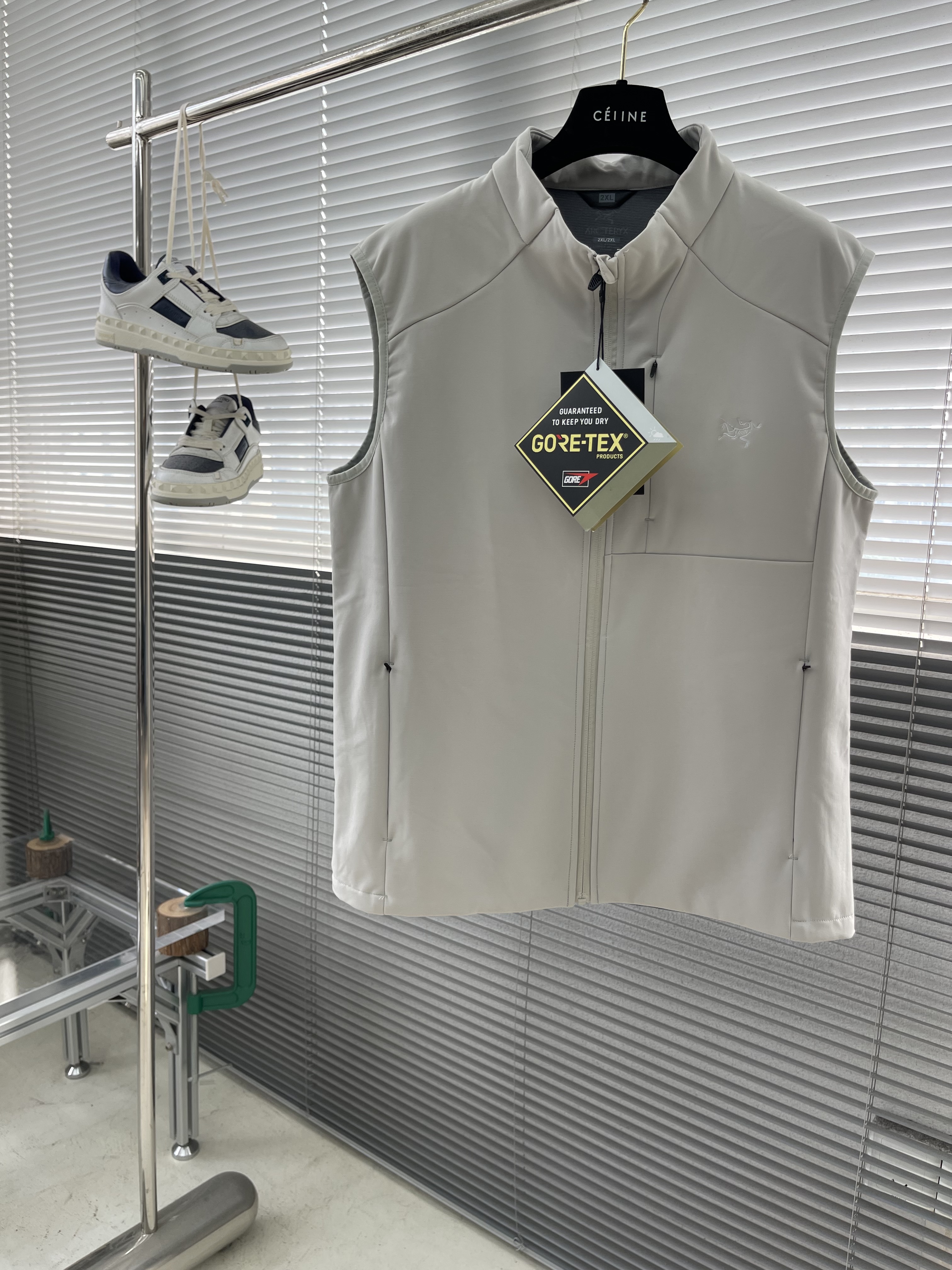 아크테릭스 ARC'TERYX 조끼