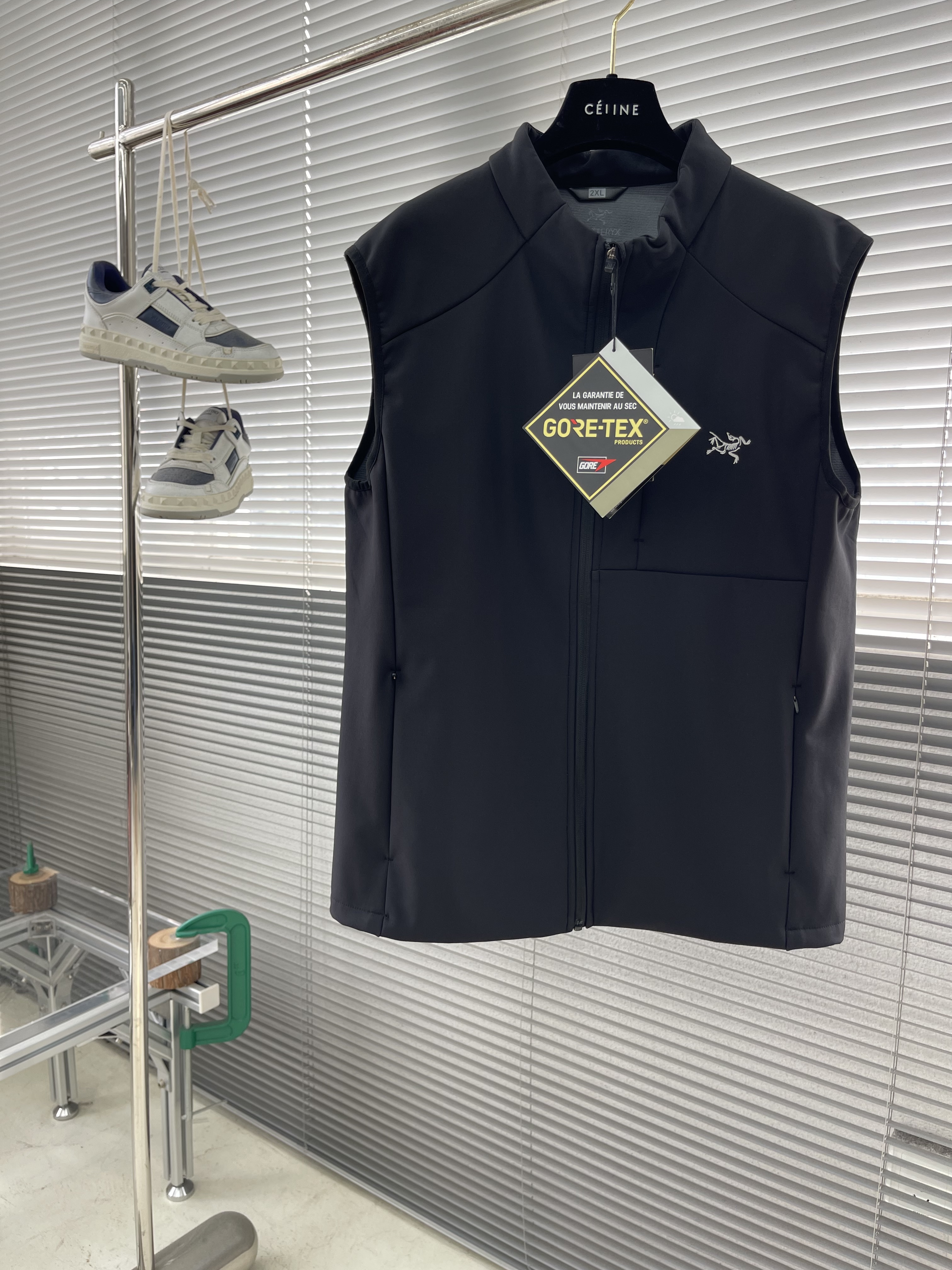 아크테릭스 ARC'TERYX 조끼