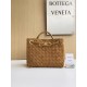 보테가 베네타 Bottega Veneta 743568 Andiamo 25cm