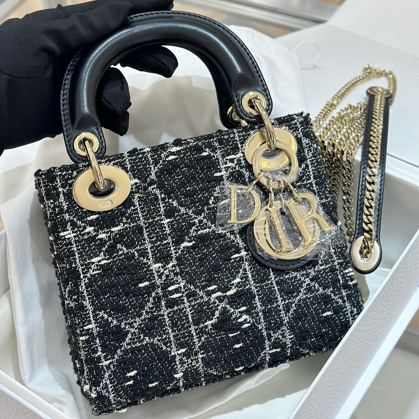 디올 Dior Mini Lady Dior Bag Black 17cm