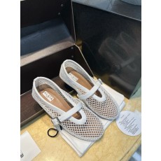 알라이아 Alaia Ballet Flats in Fishnet White