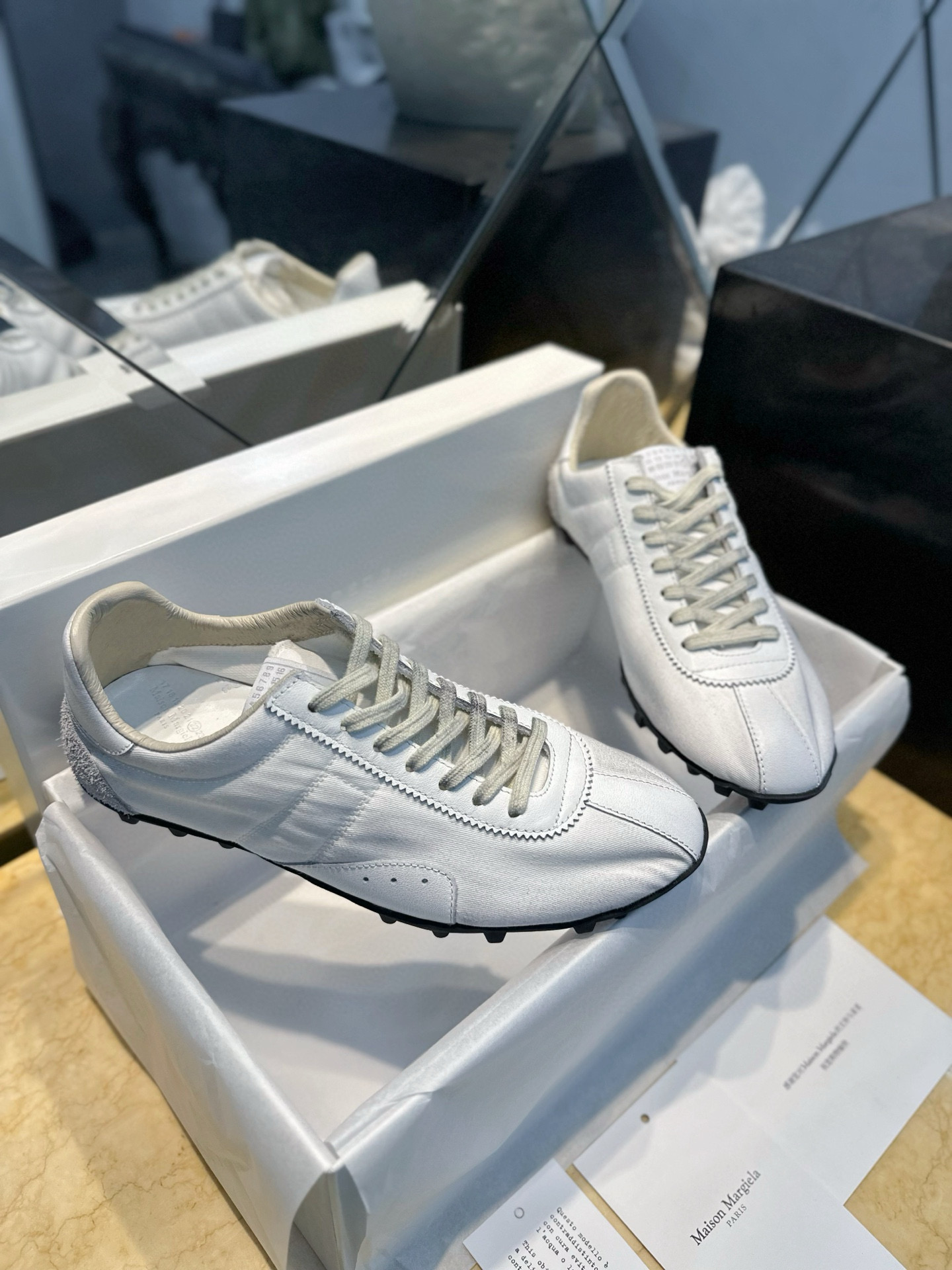 발렌시아가 Maison Margiela Sprinters 스니커즈