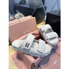 미우 미우 MIU MIU Matelasse 슬리퍼