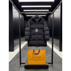 루이비통 Louis Vuitton  롱 다운재킷 184