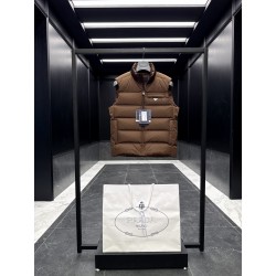 프라다 Prada 조끼 패딩 190