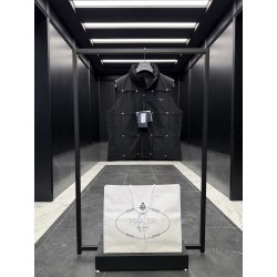 프라다 Prada 조끼 패딩 234
