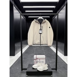 몽클레어 Moncler Lausfer 다운재킷