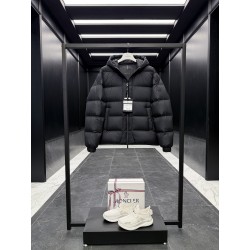 몽클레어 Moncler Matt Black 558 다운재킷