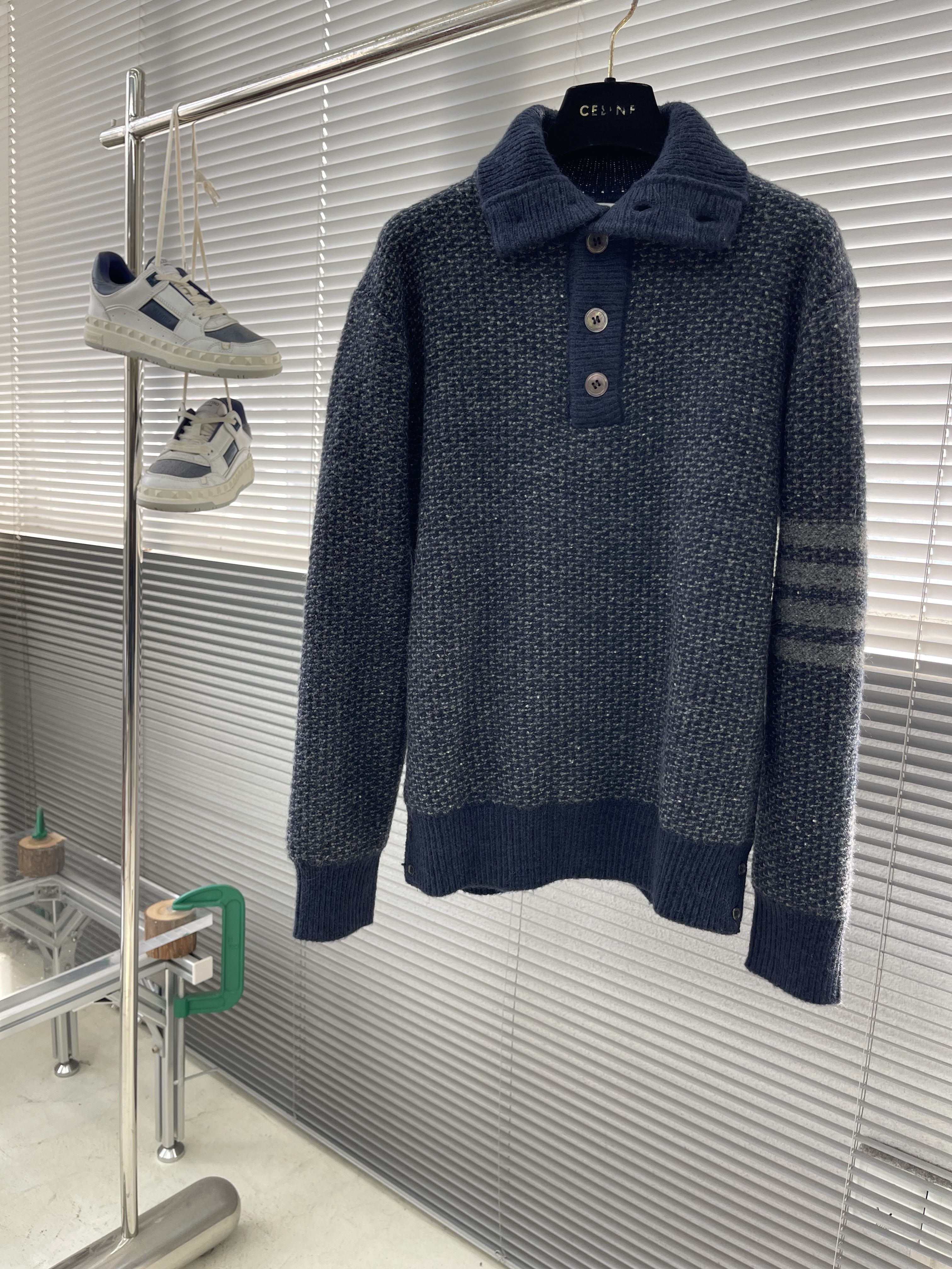 톰브라운 Thom Browne 스웨터