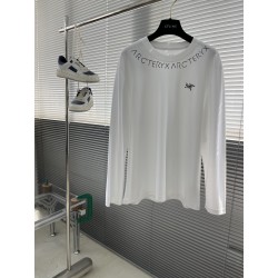 아크테릭스 ARC'TERYX 긴팔 티셔츠