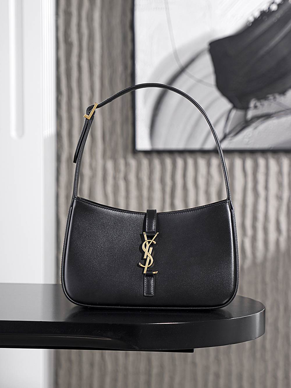 생로랑 Saint laurent/YSL 657228 Bronze Monogram Le 5 A 7 Hobo Bag in Smooth Leather Black 23cm