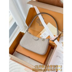 루이비통 Louis Vuitton M81862 Easy Pouch On Strap Monogram Empreinte 19cm
