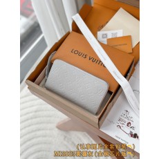 루이비통 Louis Vuitton M13825 지갑 19.5cm