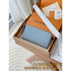 루이비통 Louis Vuitton M83225 지갑 19.5cm