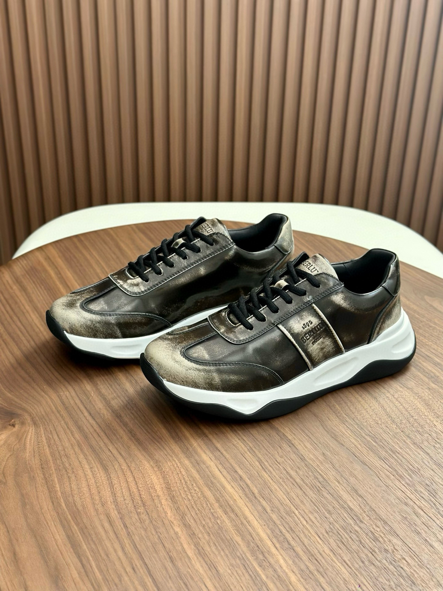 벨루티 Berluti 스니커즈