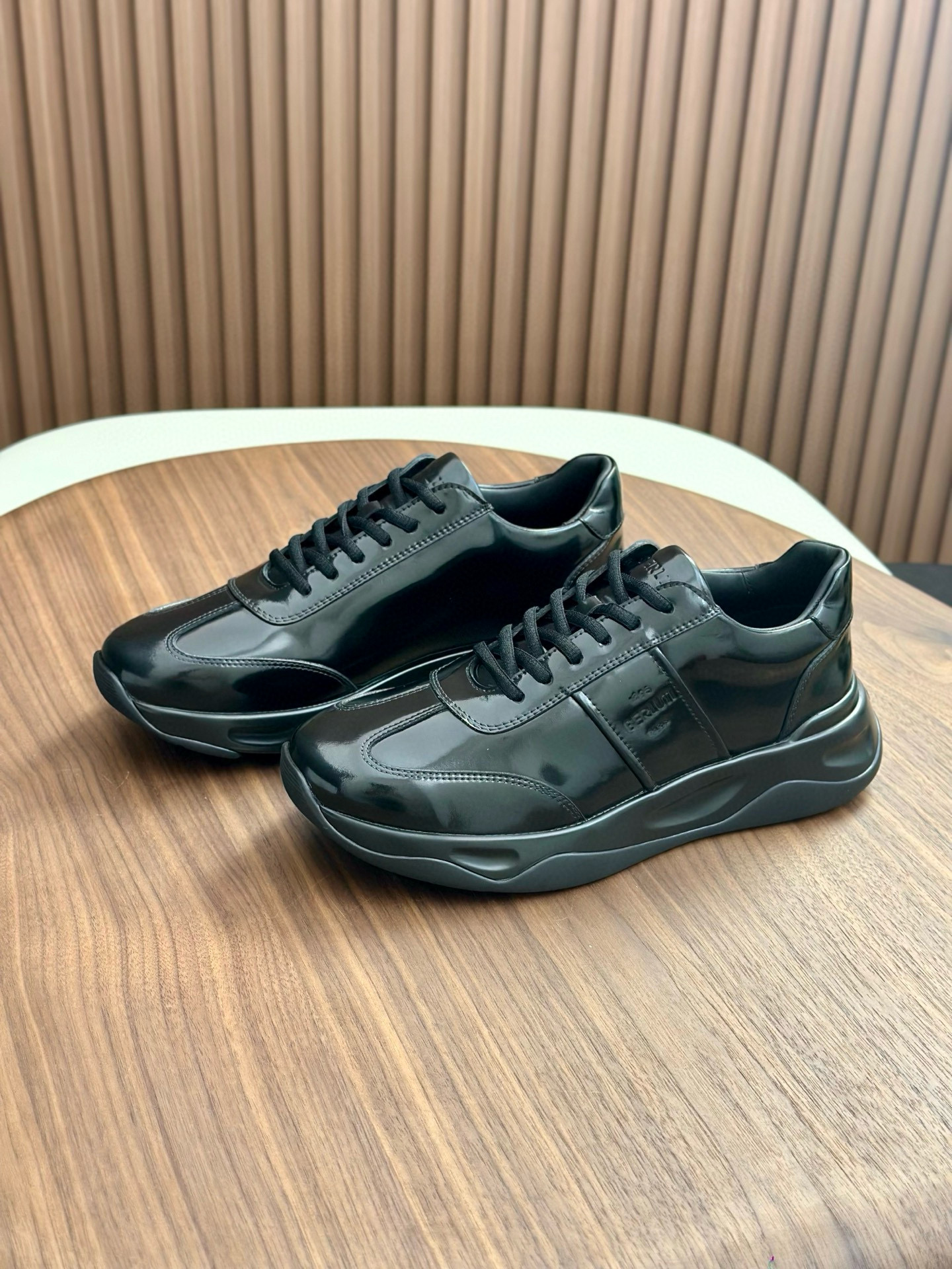 벨루티 Berluti 스니커즈