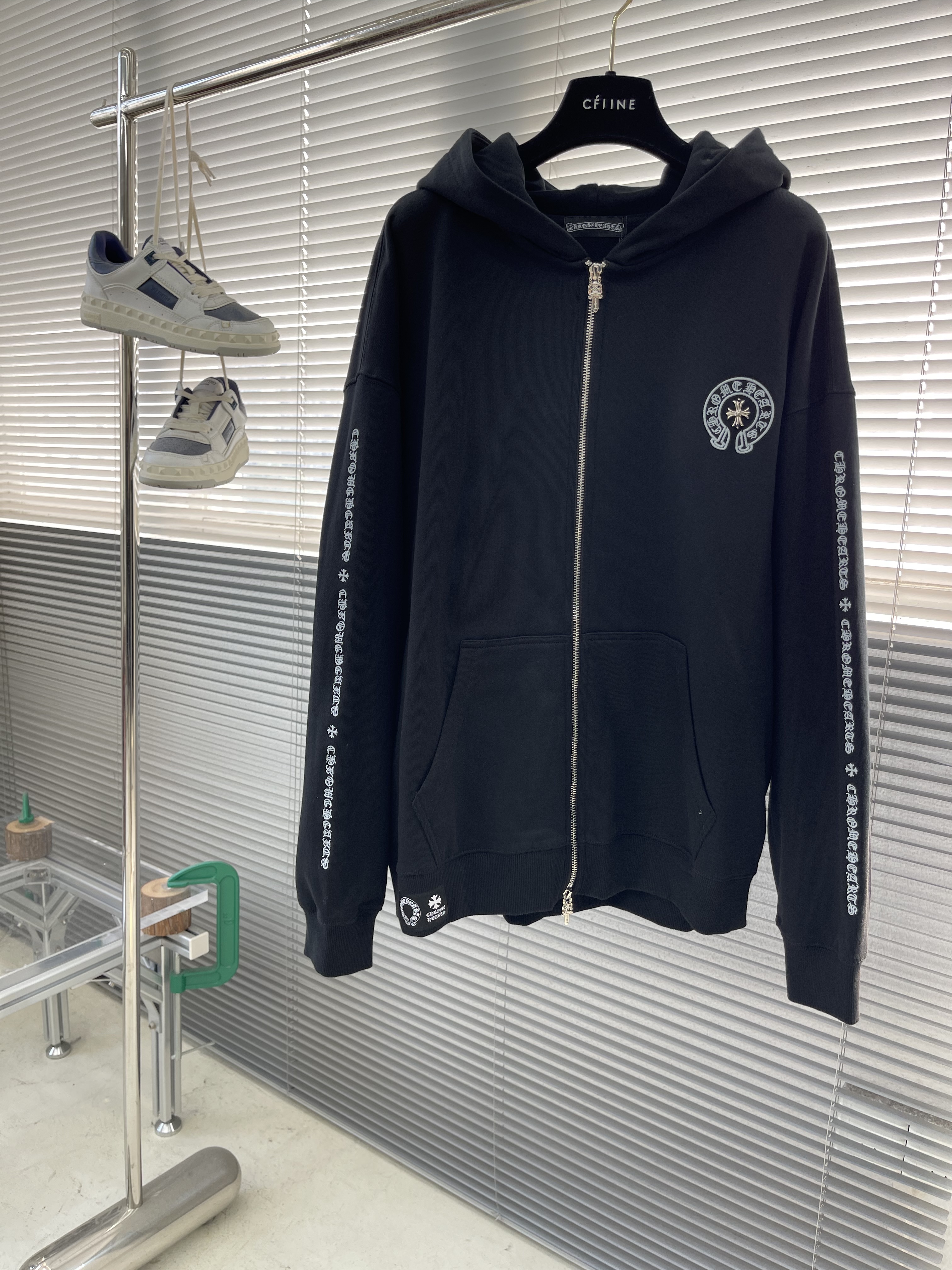 크롬하츠 Chrome Hearts 후드 집업