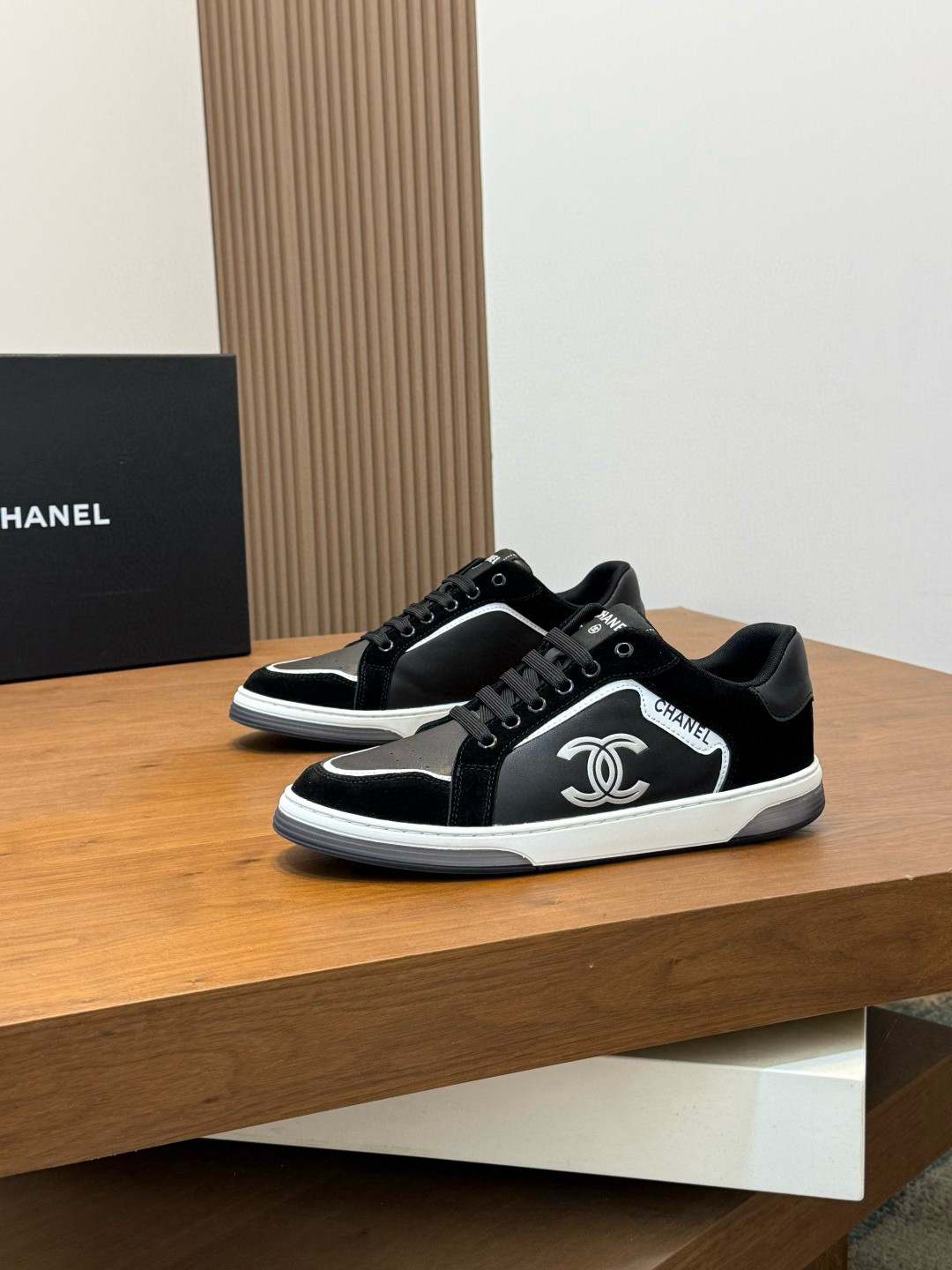 샤넬 CHANEL 스니커즈