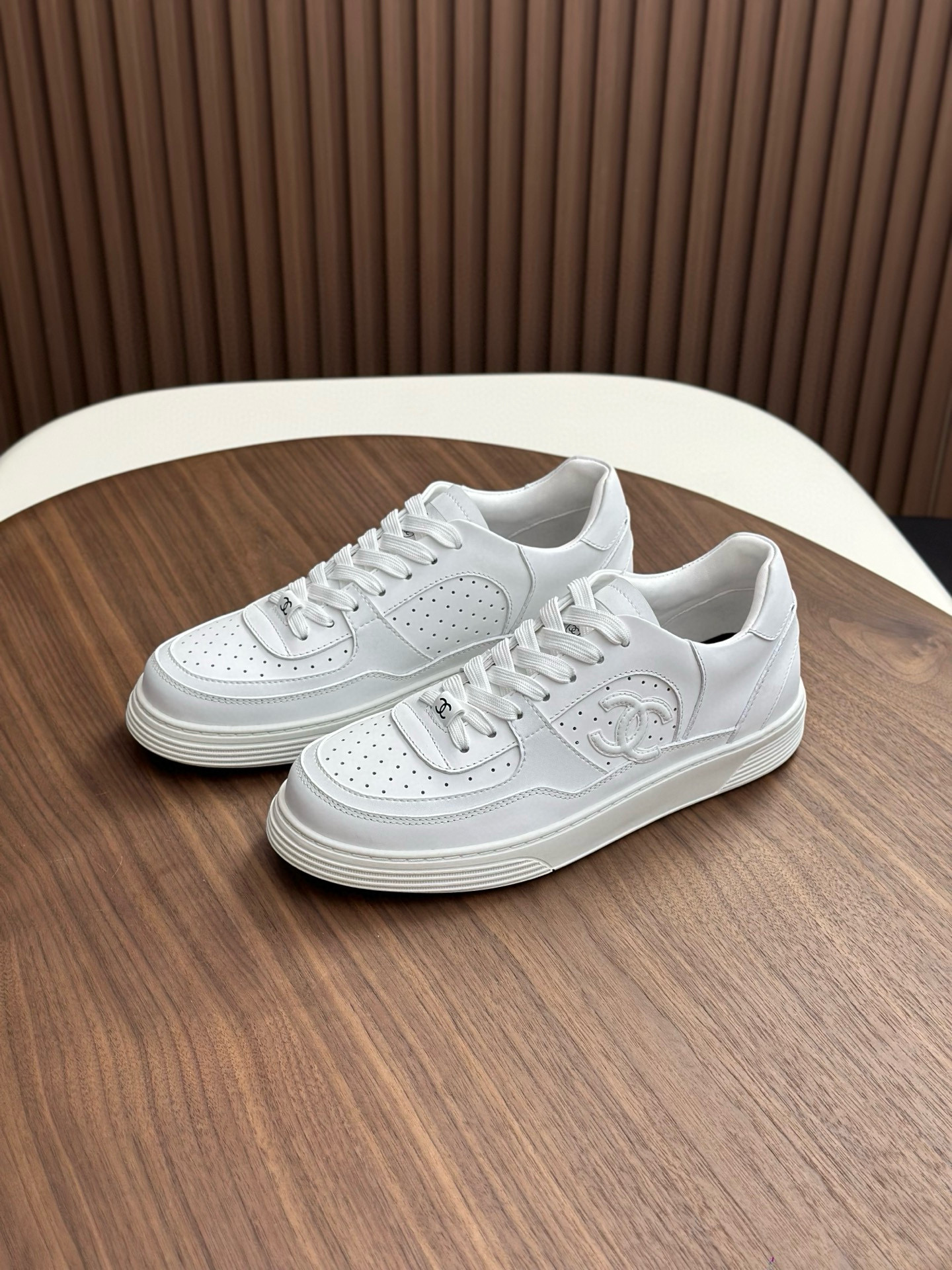 샤넬 CHANEL 스니커즈