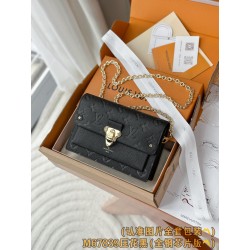 루이비통 Louis Vuitton M67839 지갑 19cm