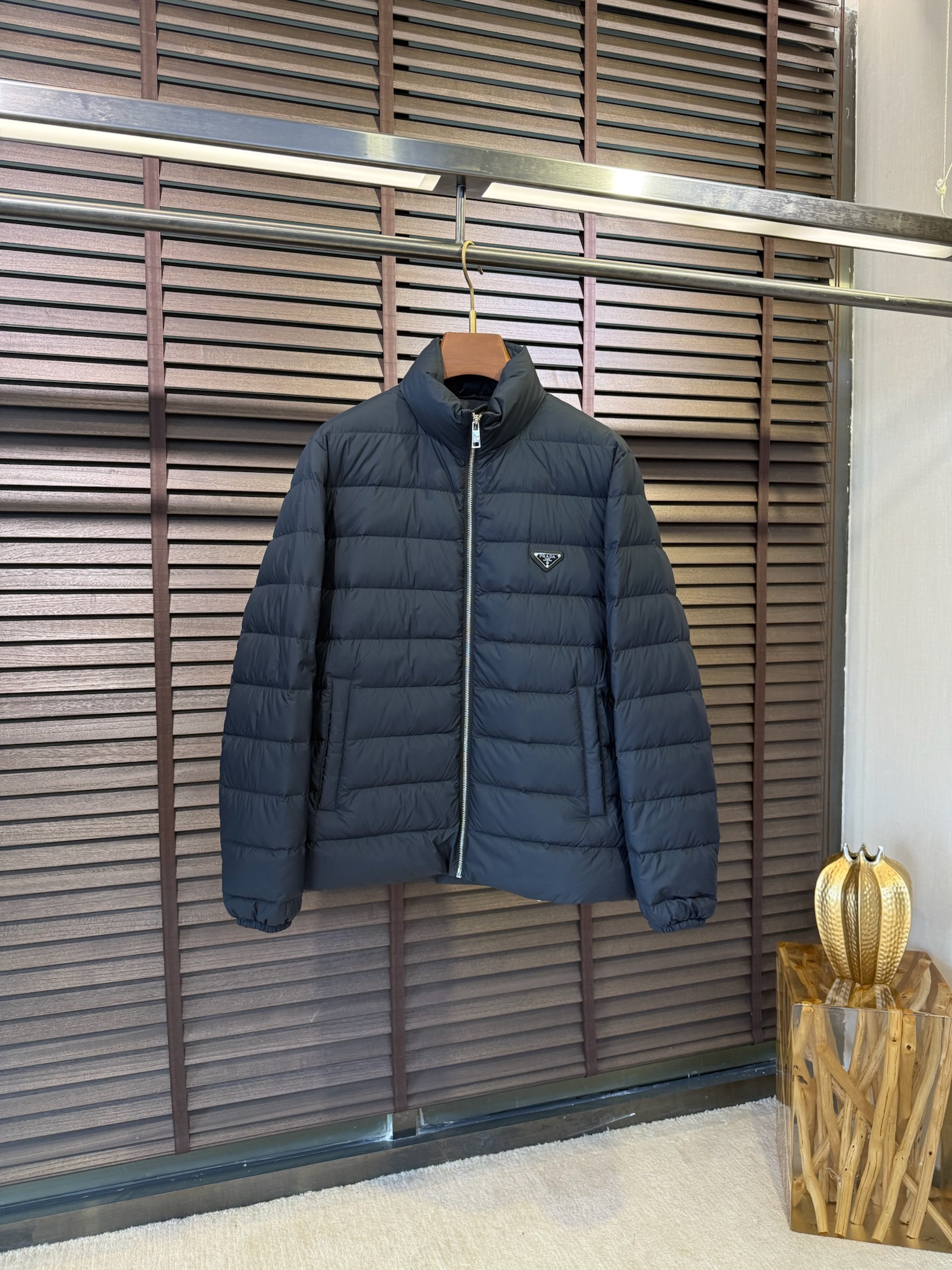 프라다 Prada 다운재킷