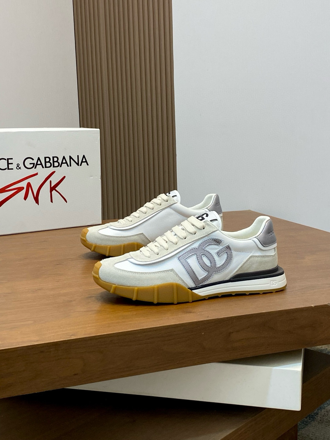 돌체앤가바나 Dolce&Gabbana 스니커즈