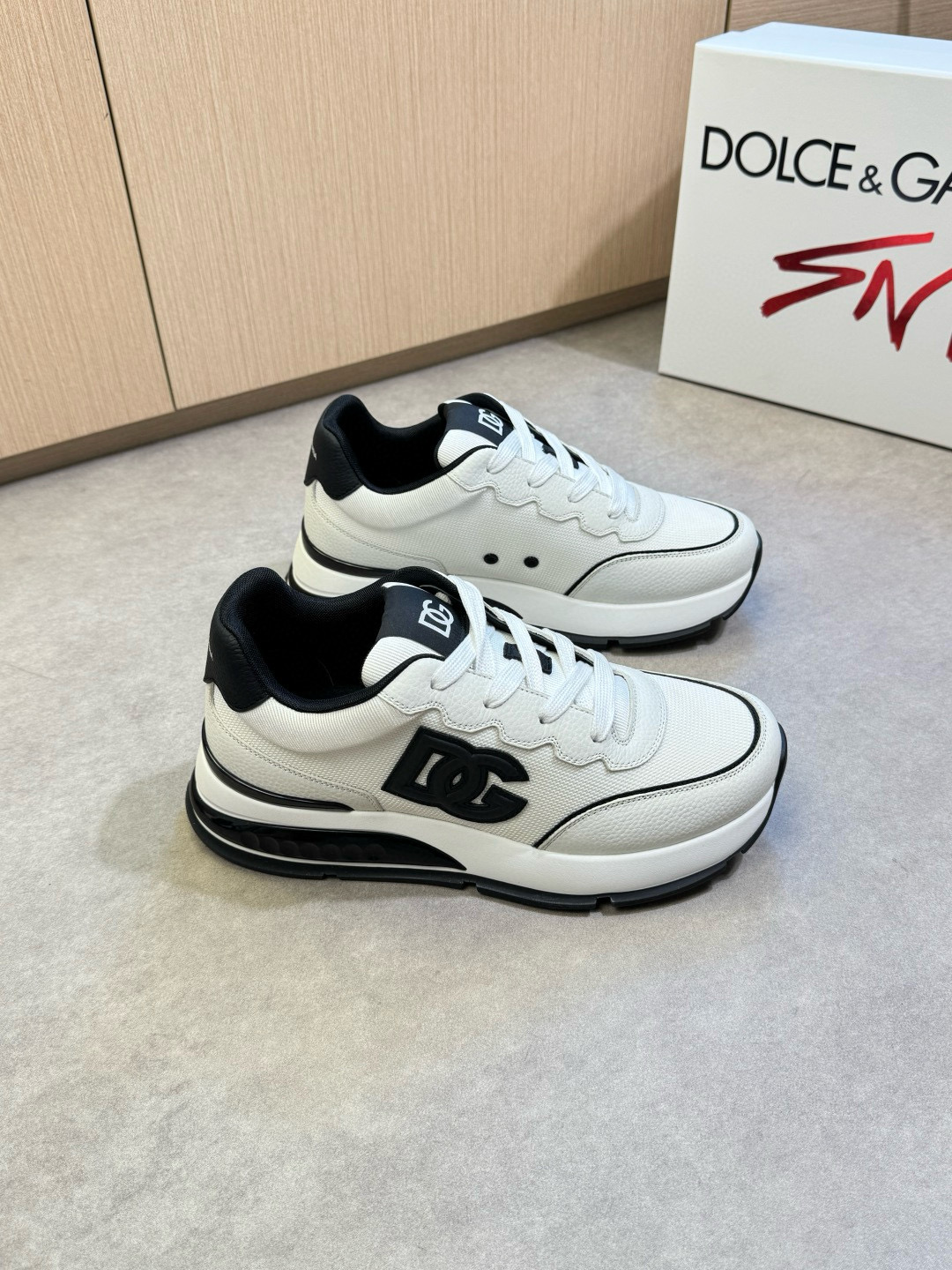 돌체앤가바나 Dolce&Gabbana 스니커즈