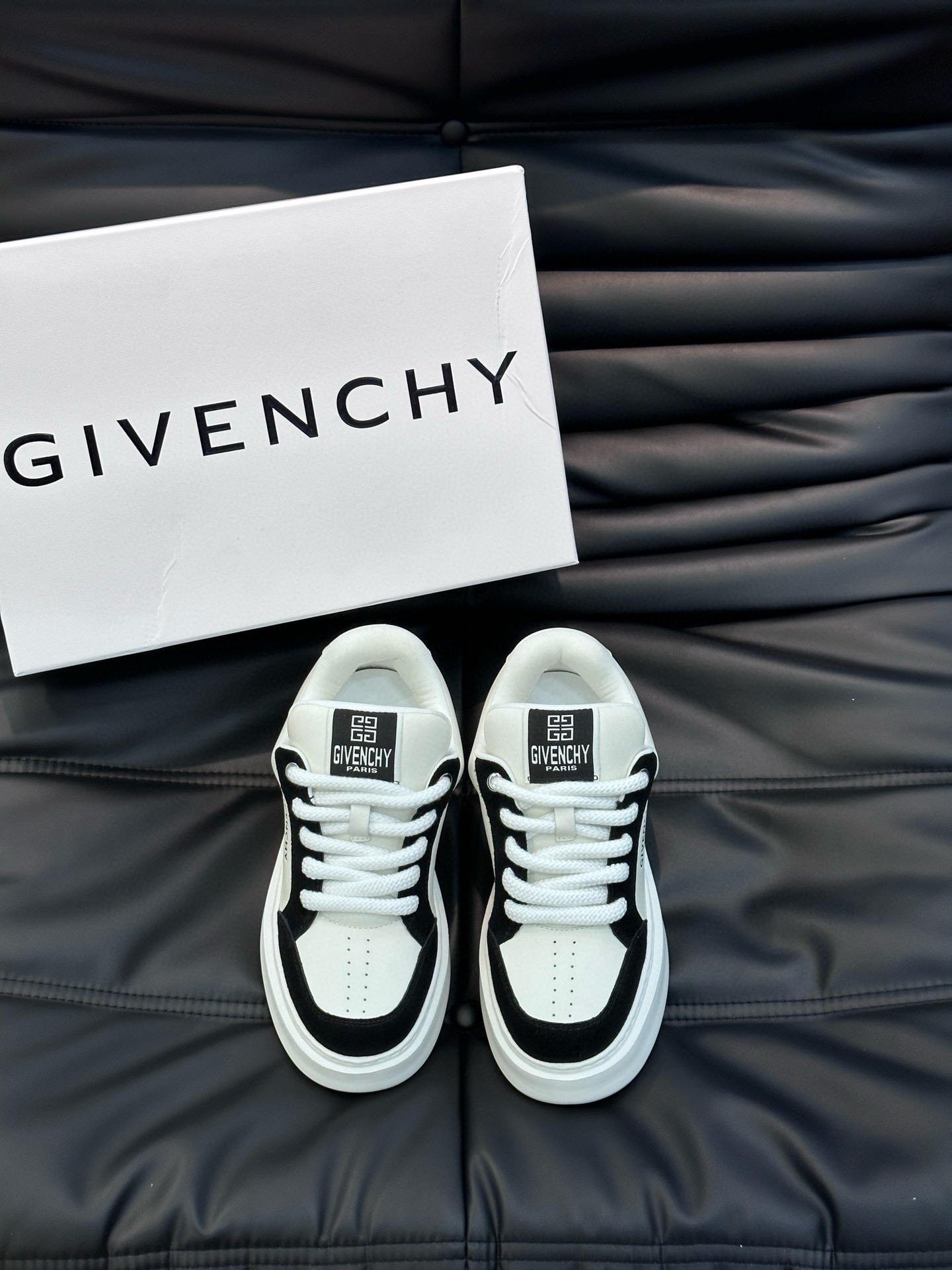 지방시 Givenchy 스니커즈