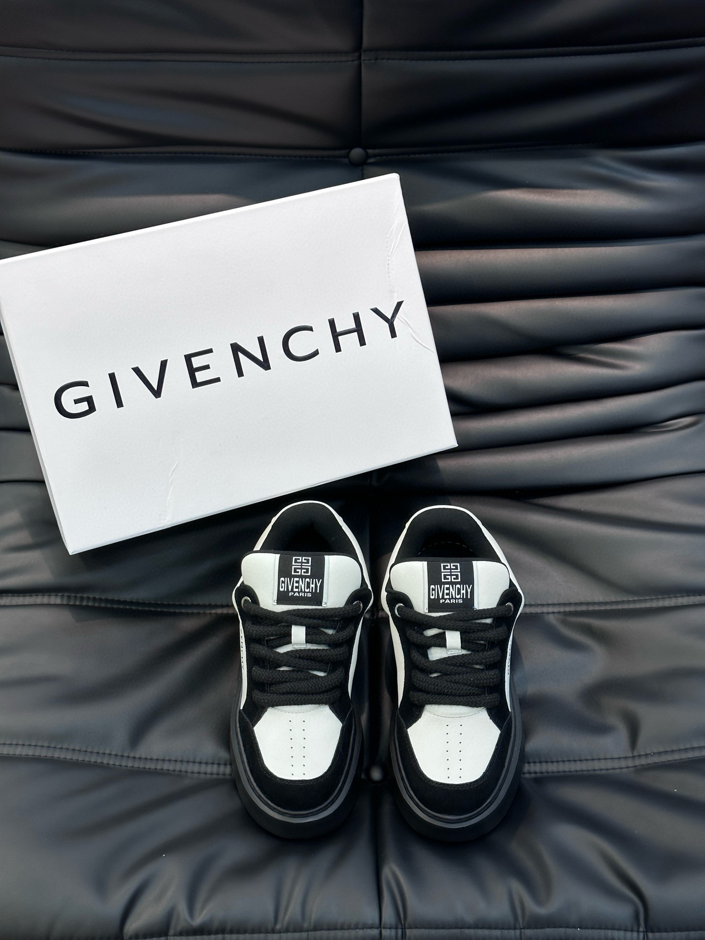 지방시 Givenchy 스니커즈