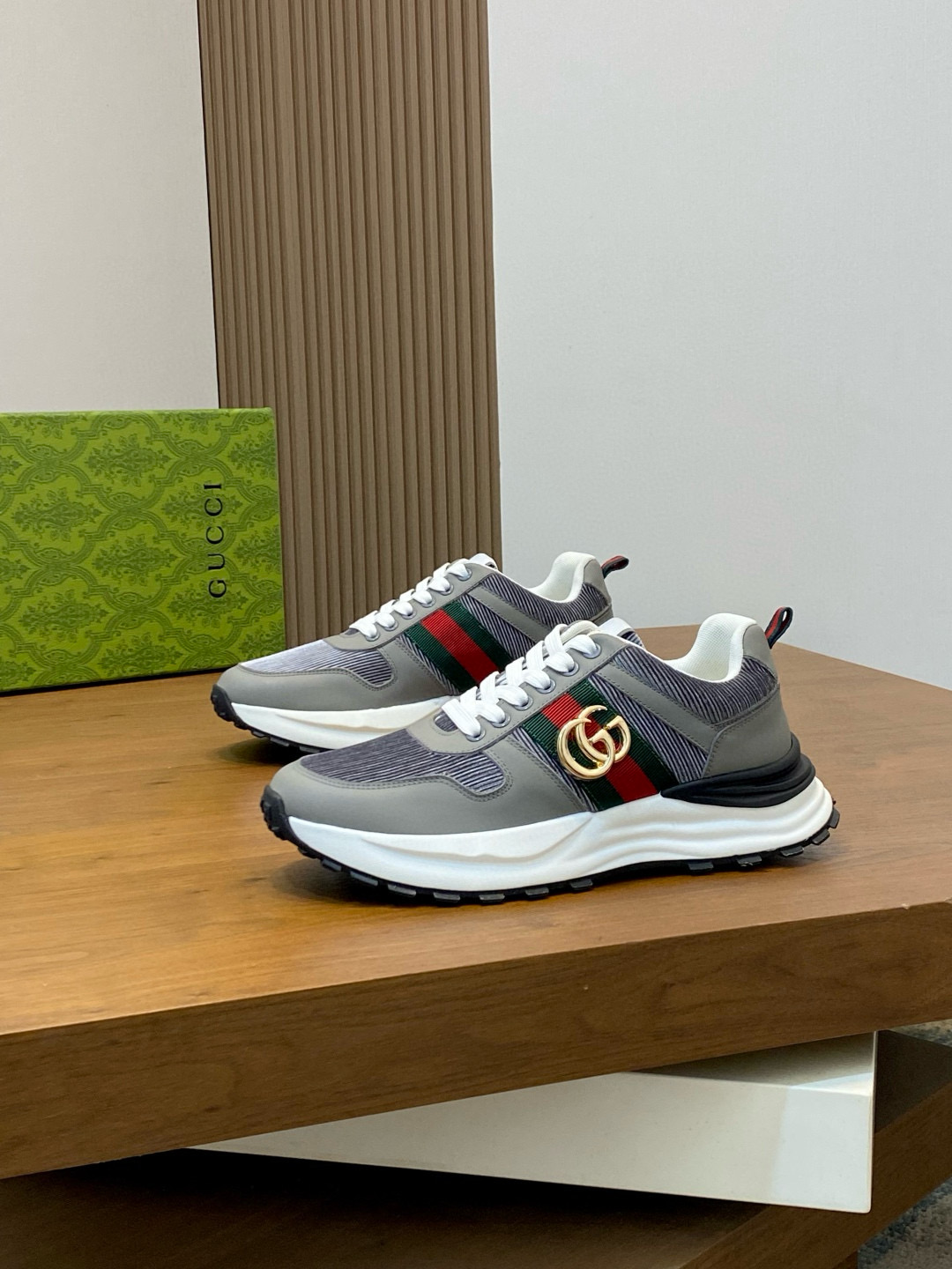 구찌 Gucci 스니커즈