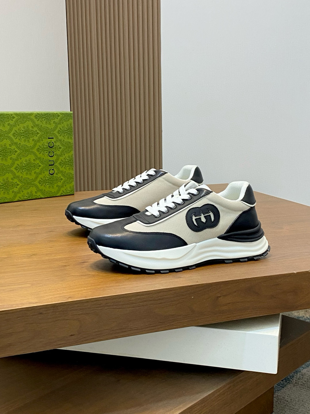 구찌 Gucci 스니커즈