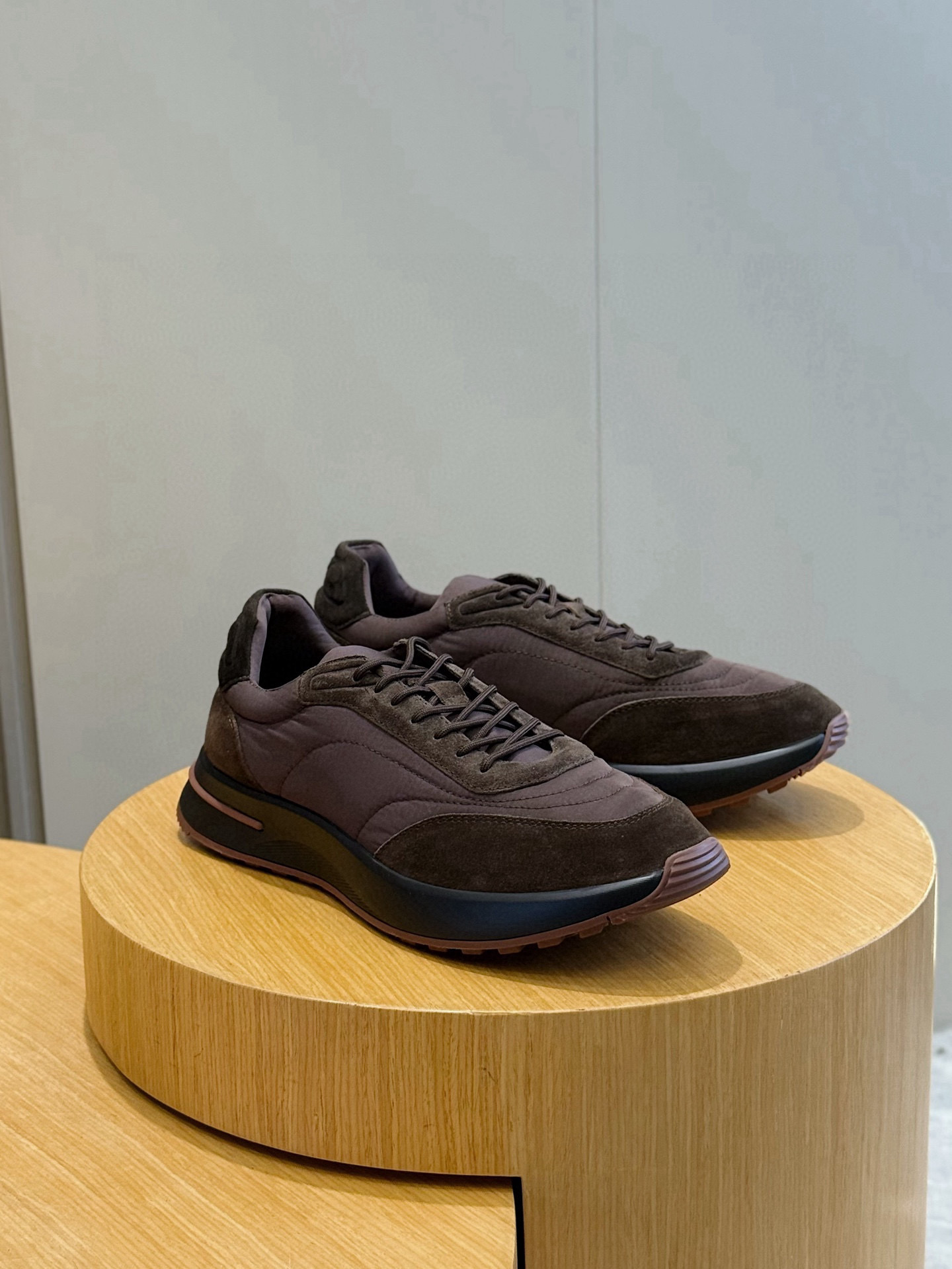 로로피아나 Loro Piana Week end Walk 스니커즈