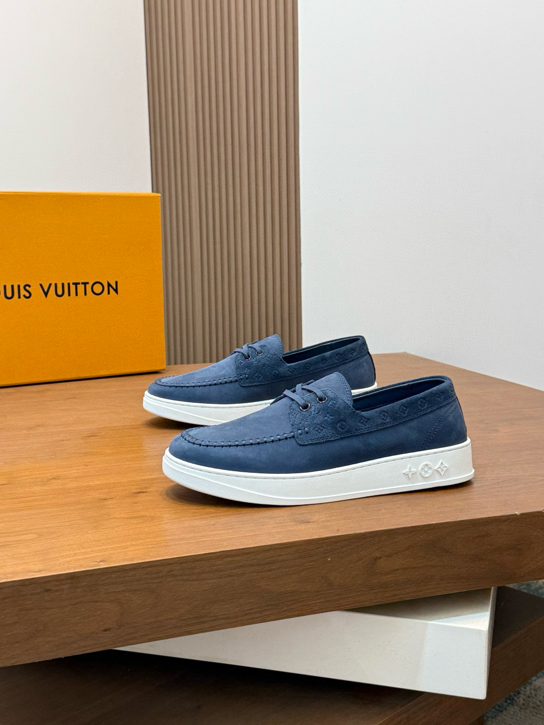 루이비통 Louis Vuitton 로퍼 슈즈
