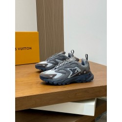 루이비통 Louis Vuitton Discovery 스니커즈