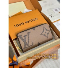 루이비통 Louis Vuitton M69353  Zippy Wallet Monogram Reverse Giant