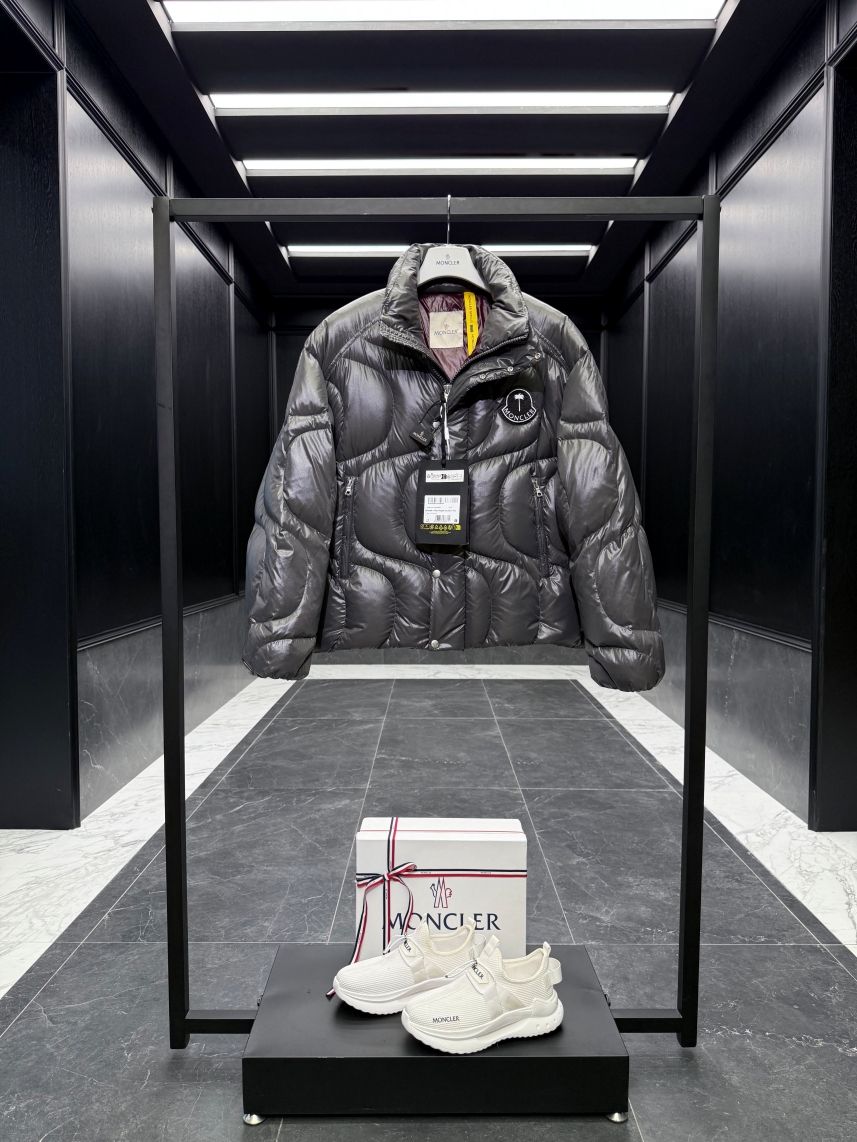 몽클레어 Moncler Haunani 다운재킷