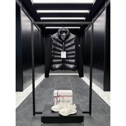 몽클레어 Moncler Cardigan tricot 140 니트 패딩