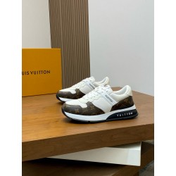 루이비통 Louis Vuitton Trainer 스니커즈