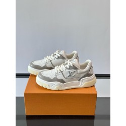 루이비통 Louis Vuitton 스니커즈