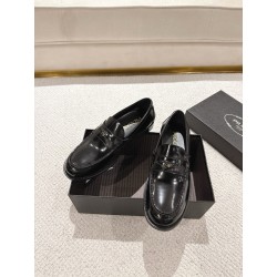 프라다 Prada 로퍼 슈즈