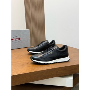 프라다 Prada 스니커즈
