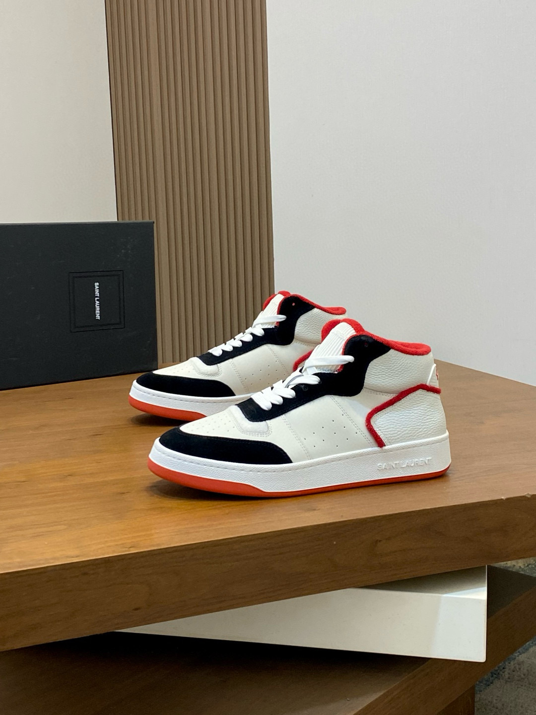 생로랑 Saint Laurent 스니커즈