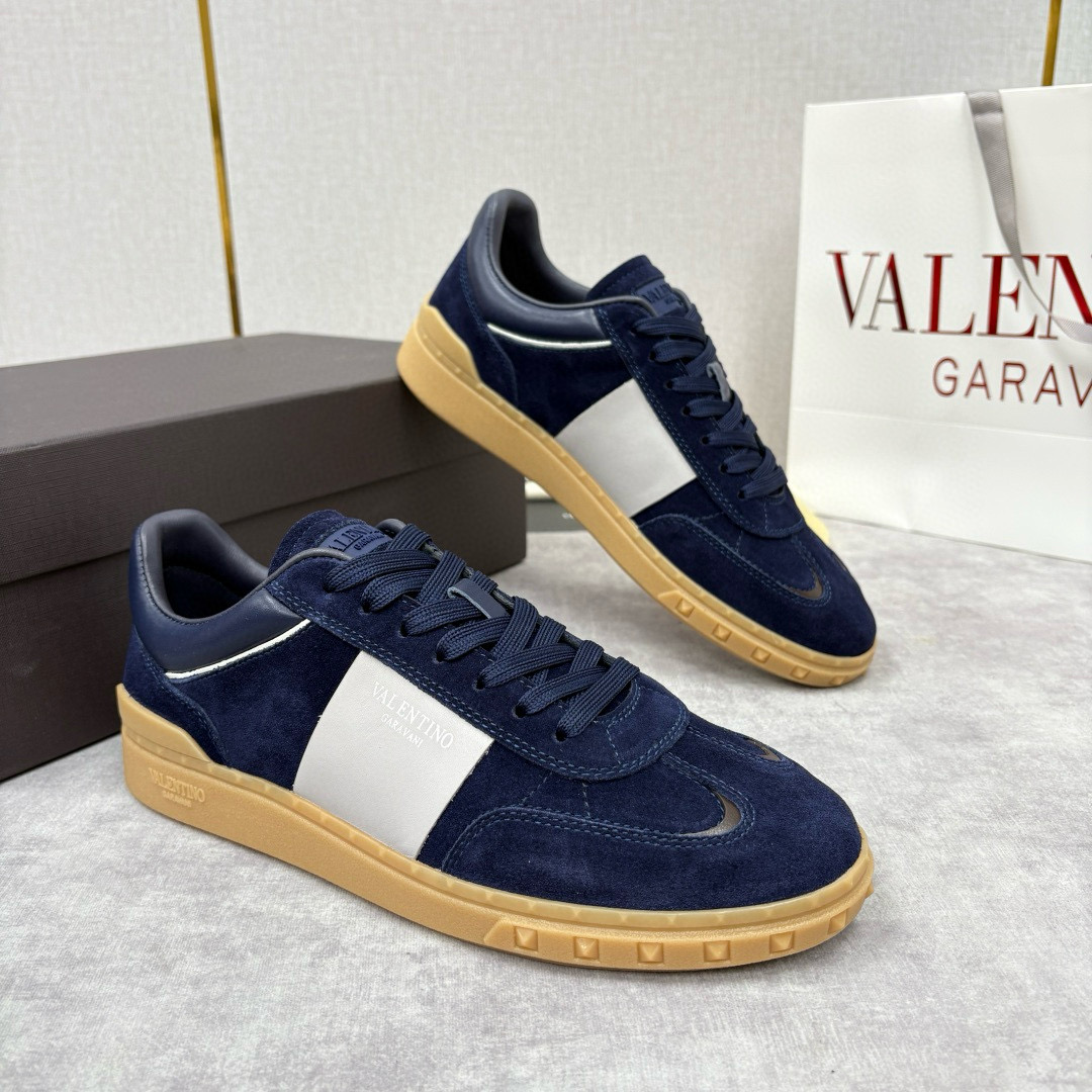 발렌티노 Valentino 스니커즈